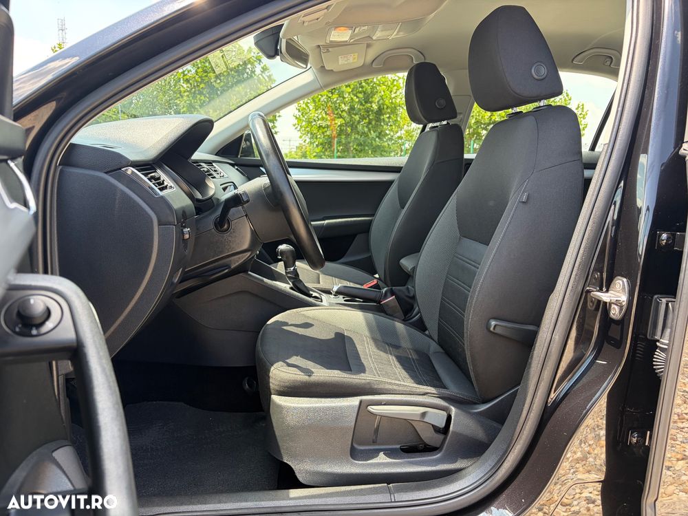 Skoda Octavia 1.6 TDI DSG Ambition - 10