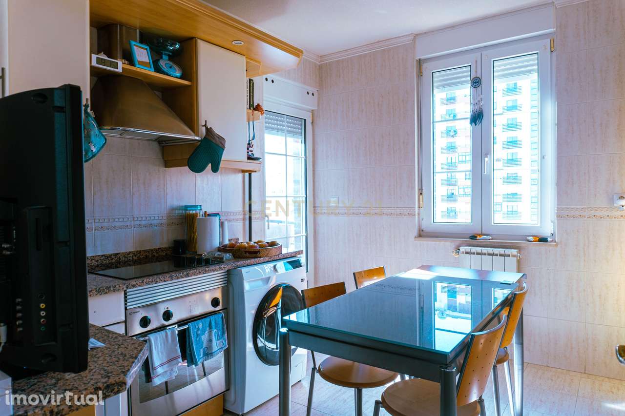 Apartamento T3 duplex em Carregado -Alenquer, União das Freguesias de - Grande imagem: 3/25