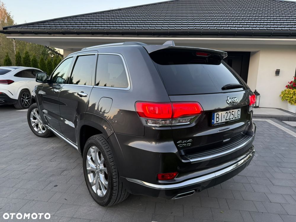 Jeep Grand Cherokee ver-3-0-crd-overland-summit-platinum - 9