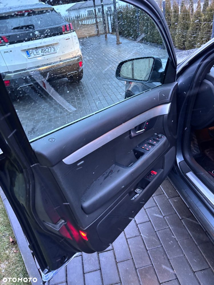 Audi A4 Avant 2.0 TDI DPF - 11