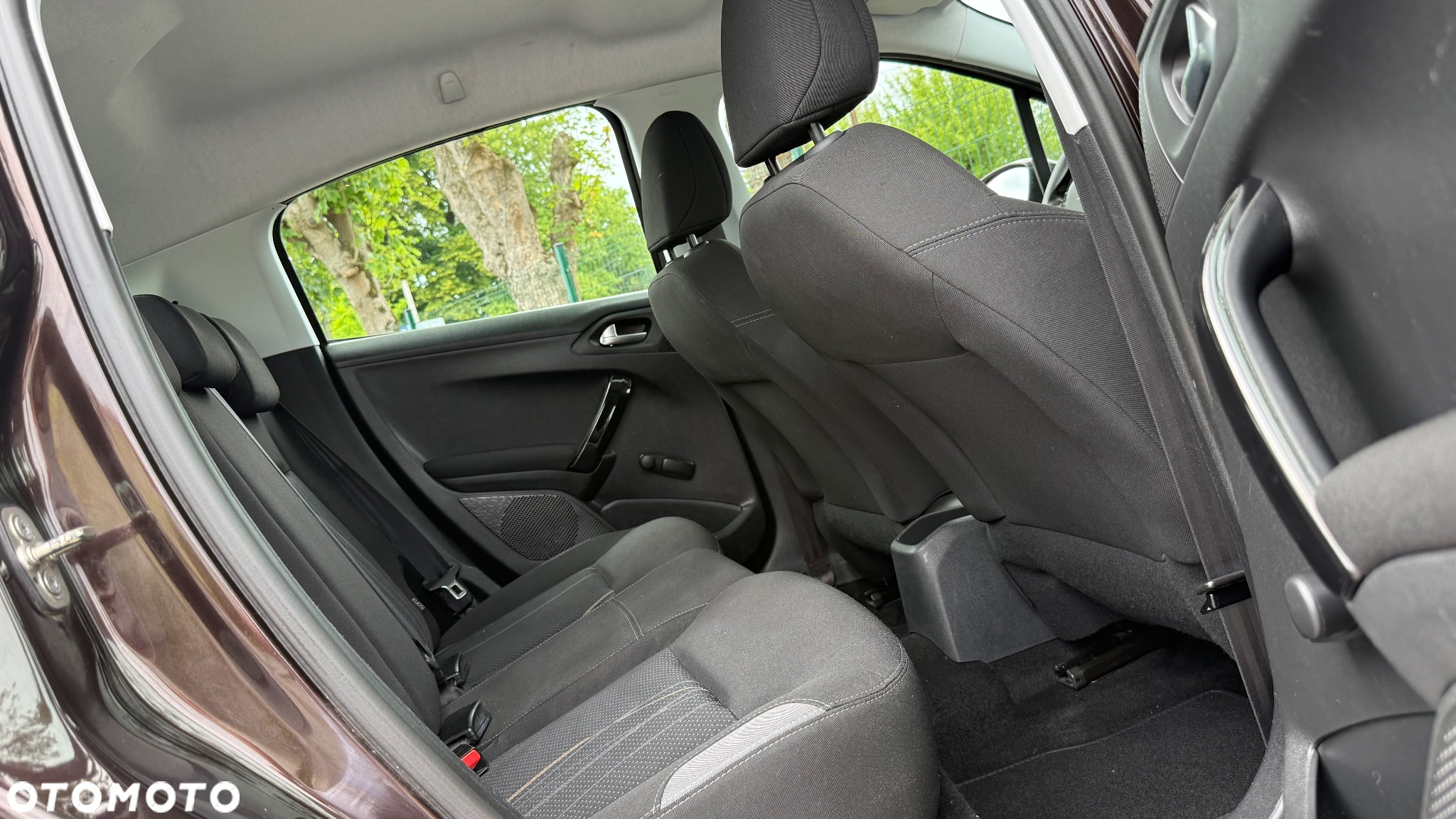 Peugeot 208 1.2 PureTech Active - 12