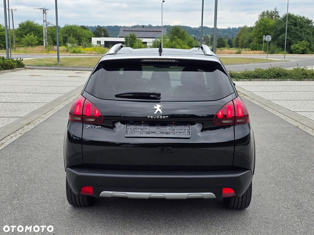 Peugeot 2008 BlueHDi FAP 120 STOP & START GT-Line Edition - 4