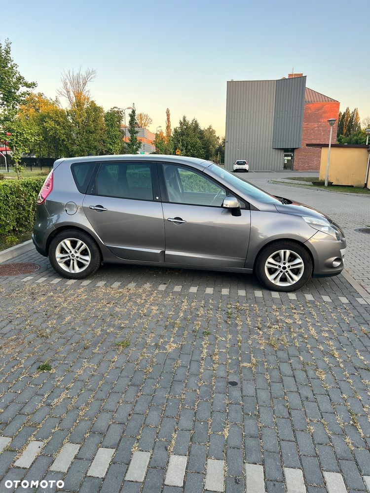 Renault Scenic - 2