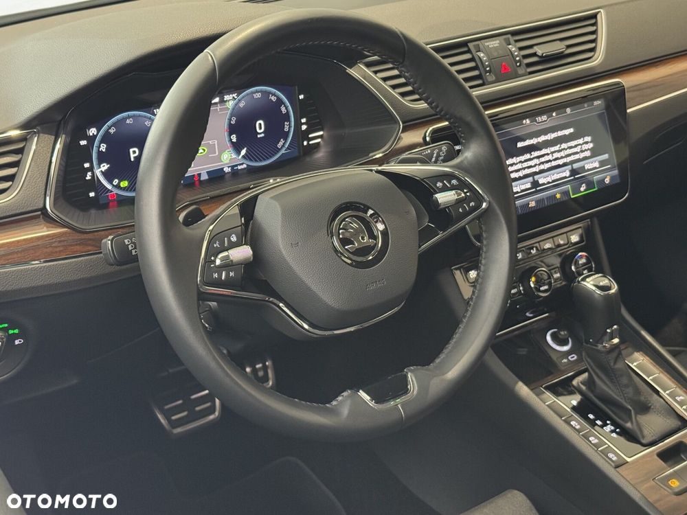 Skoda Superb 2.0 TDI SCR 4x4 Scout DSG - 20