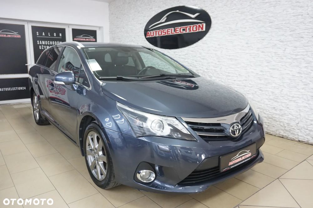 Toyota Avensis 1.8 Life - 2
