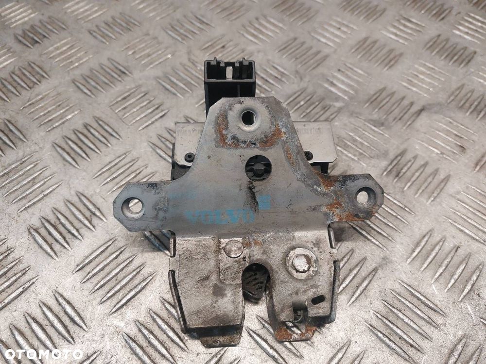 ZAMEK KLAPY BAGAŻNIKA VOLVO XC60 I 4 PIN - 1
