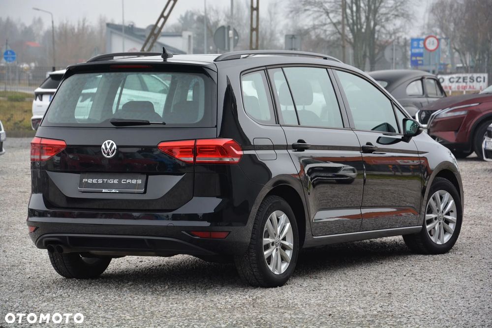 Volkswagen Touran 2.0 TDI BMT Comfortline - 3
