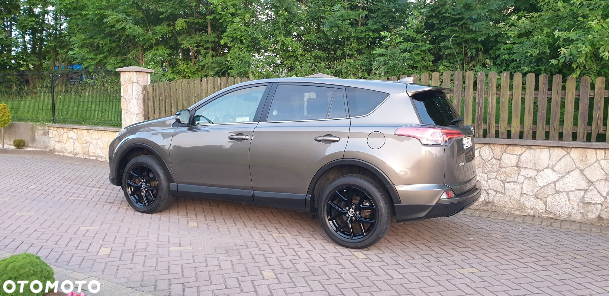 Toyota RAV4 - 12