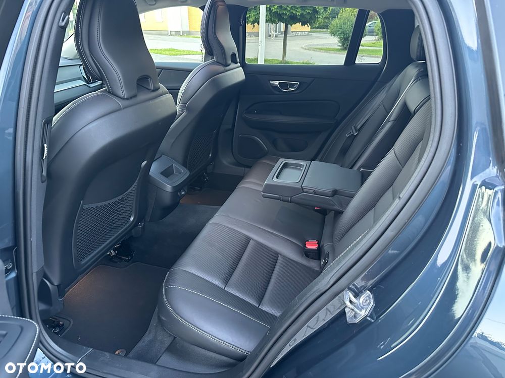 Volvo V60 D4 Inscription - 20