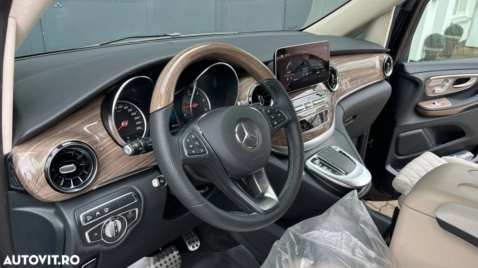 Mercedes-Benz V 300 d Combi Extra-lung 237 CP AWD 9AT Exclusive - 11