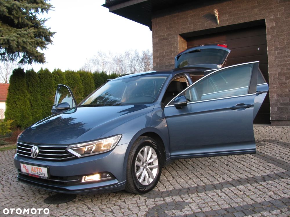 Volkswagen Passat 2.0 TDI SCR DSG Comfortline - 12