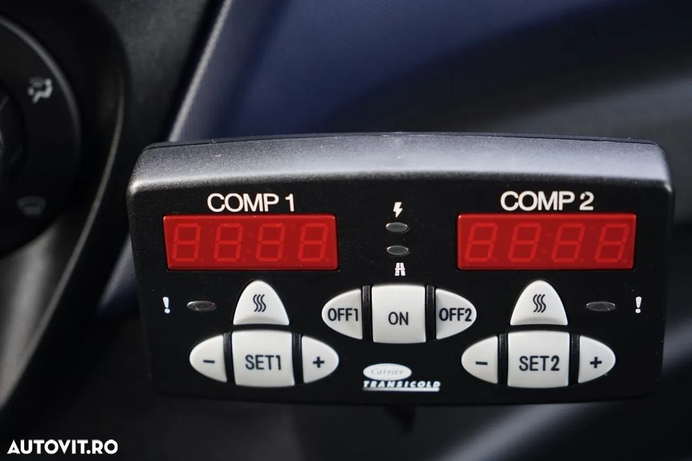 Iveco DAILY 35-150 / FRIGORIFER / UNITATE PULSOR 400 MT / MULTIMEMBRU / PERETE DESPARTĂ / Importat - 31