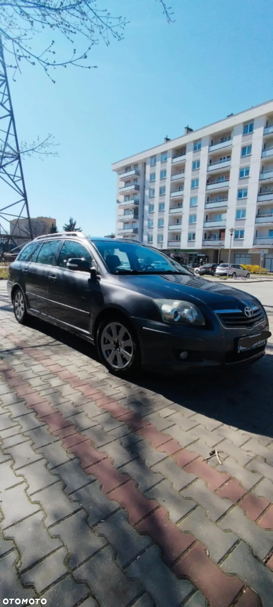 Toyota Avensis - 2