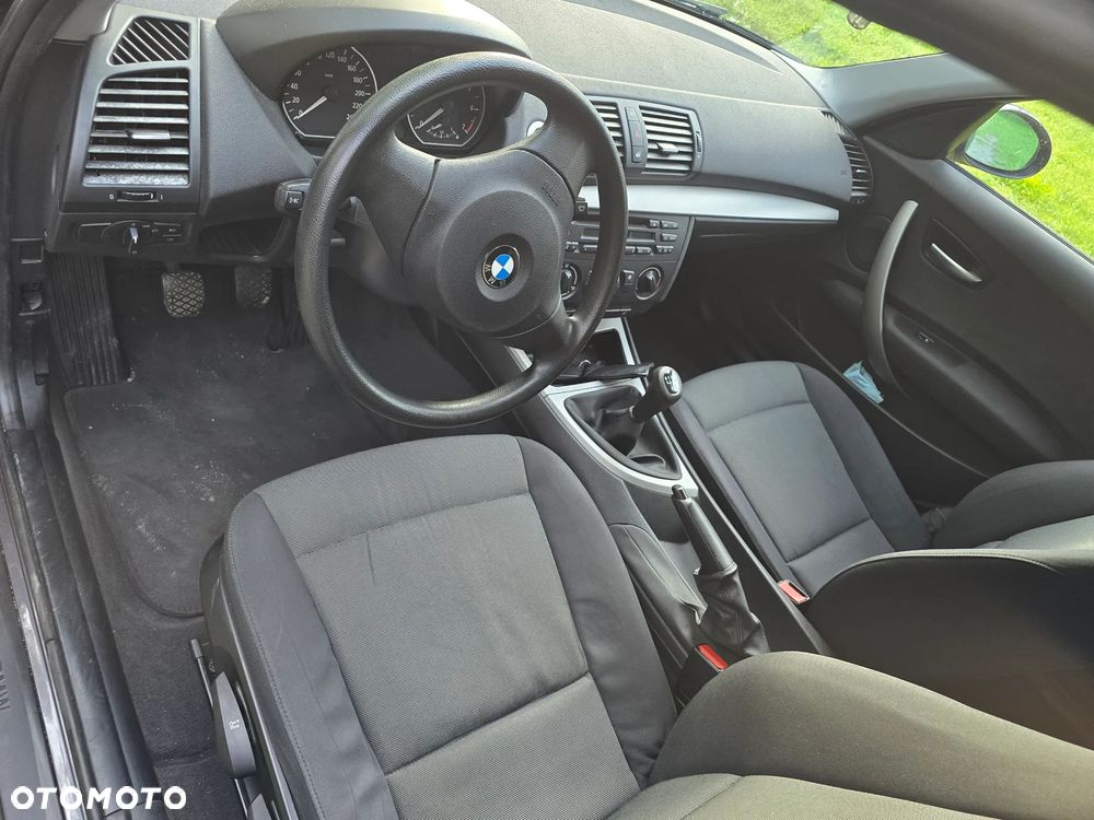 BMW Seria 1 - 10