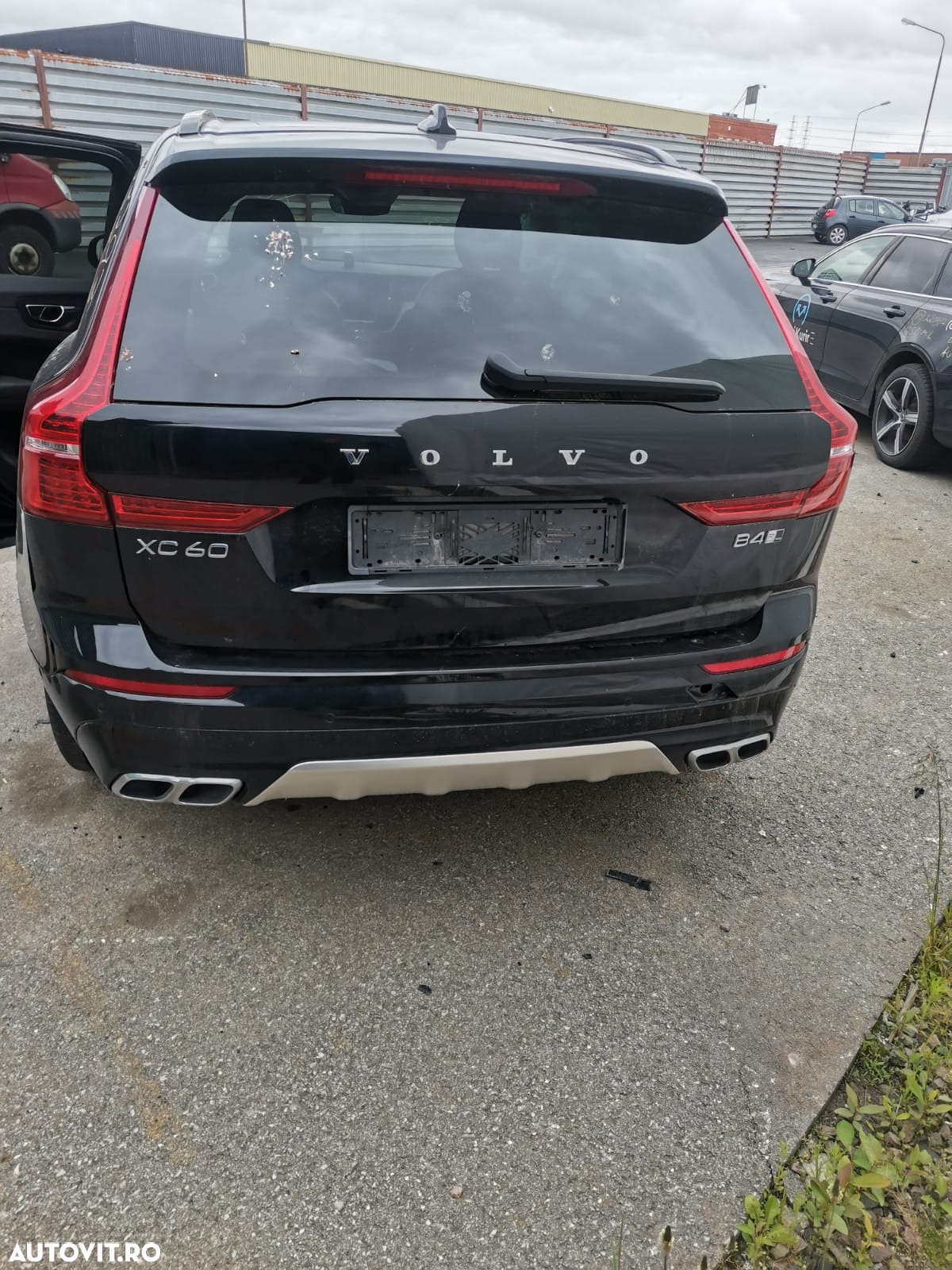 Dezmembram volvo xc60 2020 2.0 diesel 34.000 km mildhybrid - 2