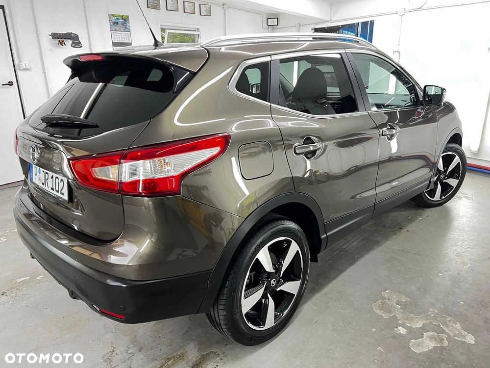 Nissan Qashqai - 5
