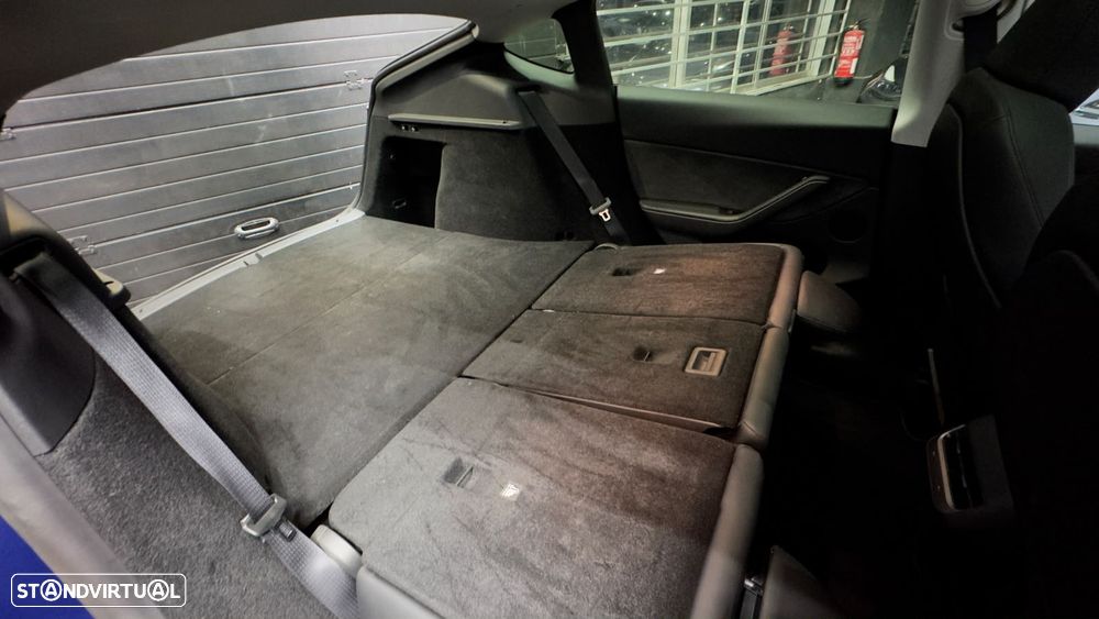 Tesla Model Y Performance Dual Motor AWD - 47
