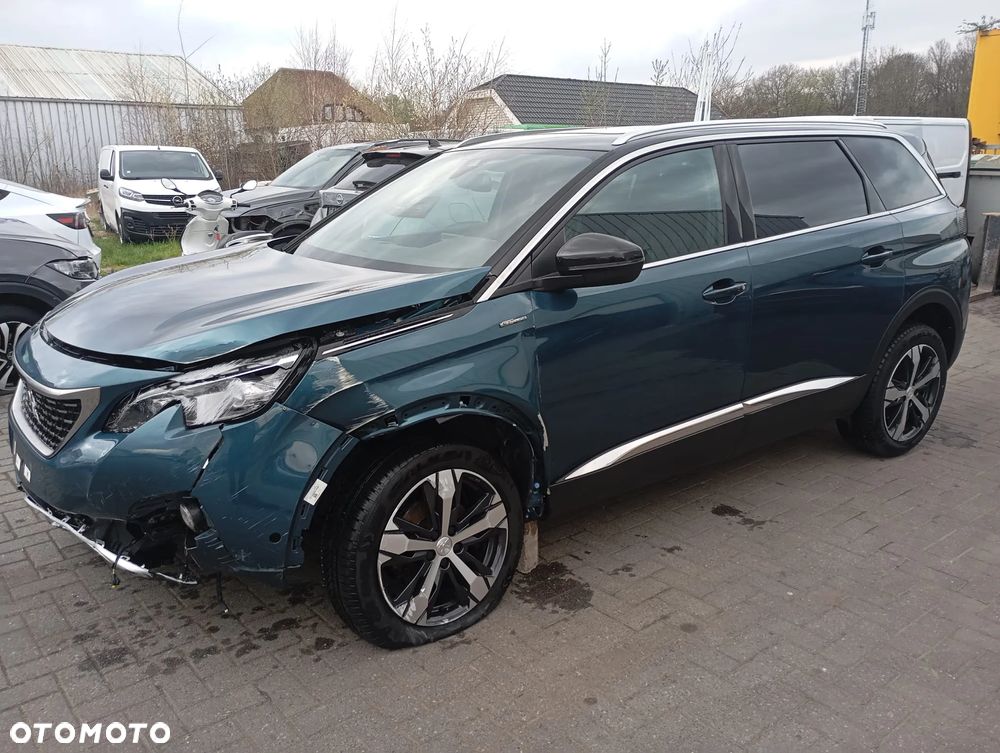 Peugeot 5008 - 3