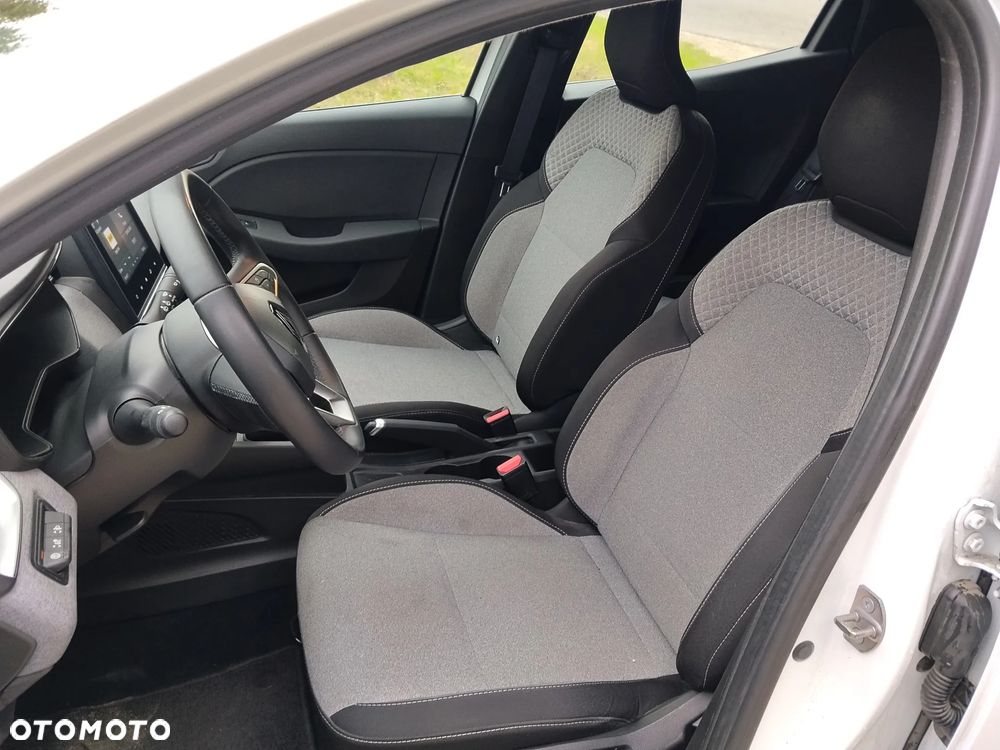Renault Clio 1.6 E-TECH Full Hybrid 145 Evolution - 17