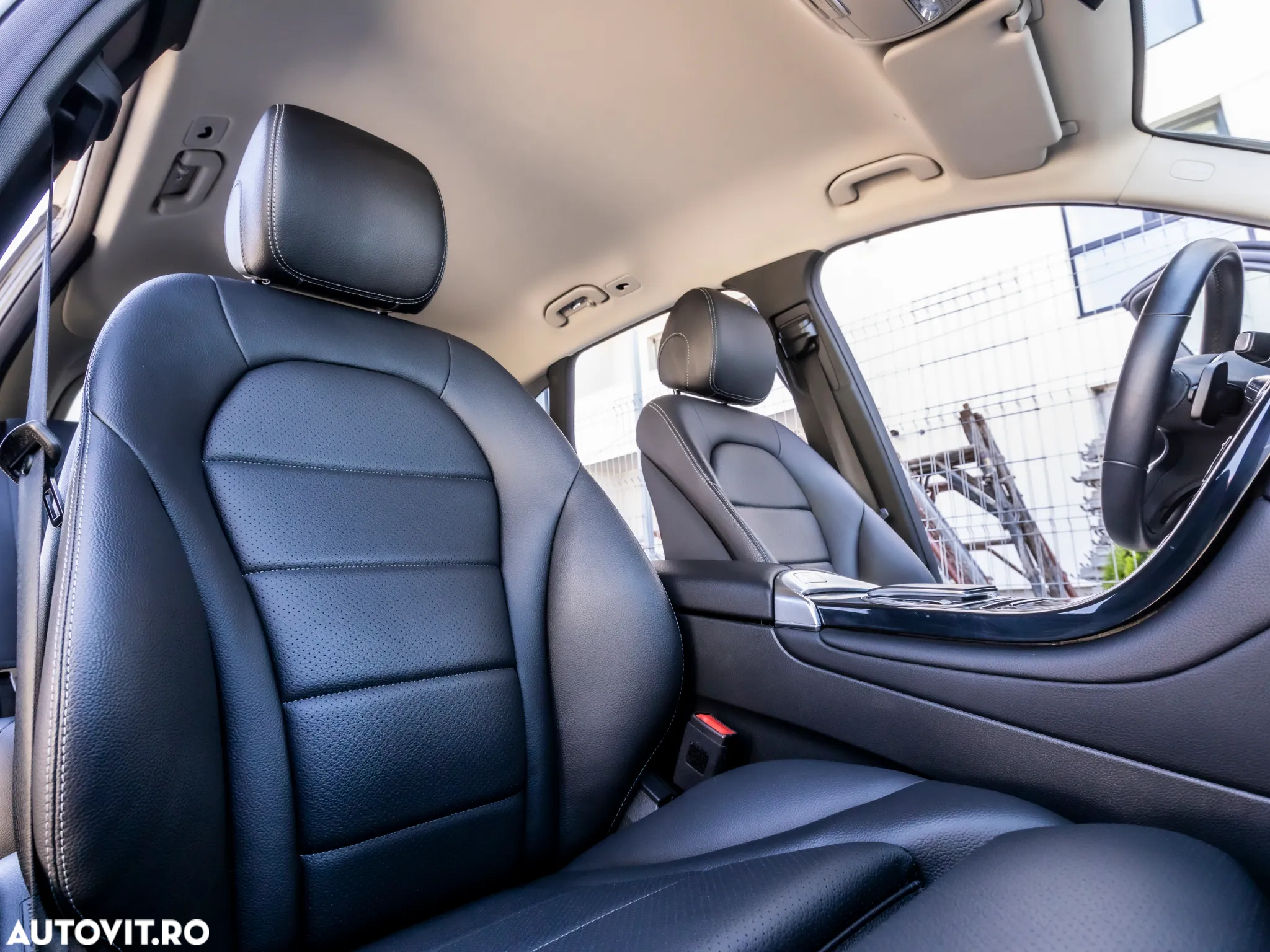 Mercedes-Benz GLC 300 e 4Matic 9G-TRONIC - 5