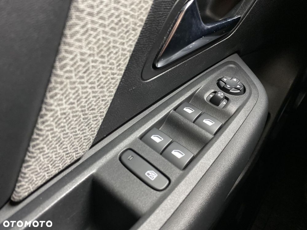 Citroën C4 1.2 PureTech Shine S&S - 19