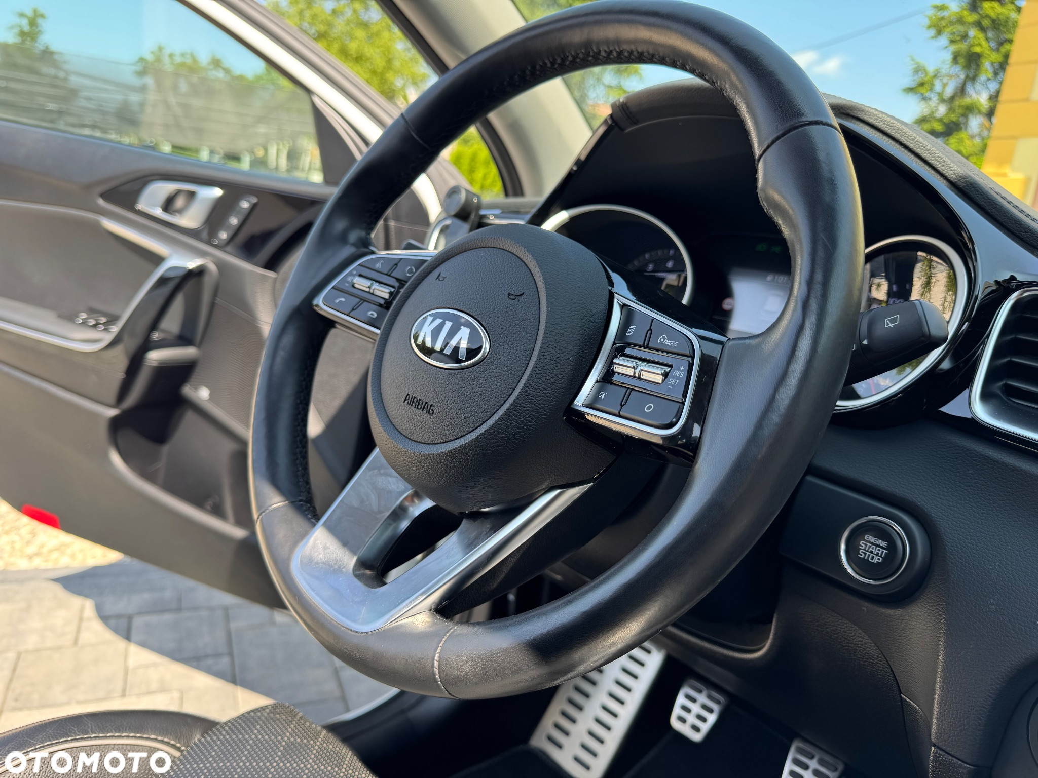 Kia Ceed 1.4 T-GDI OPF Platinum Edition - 35