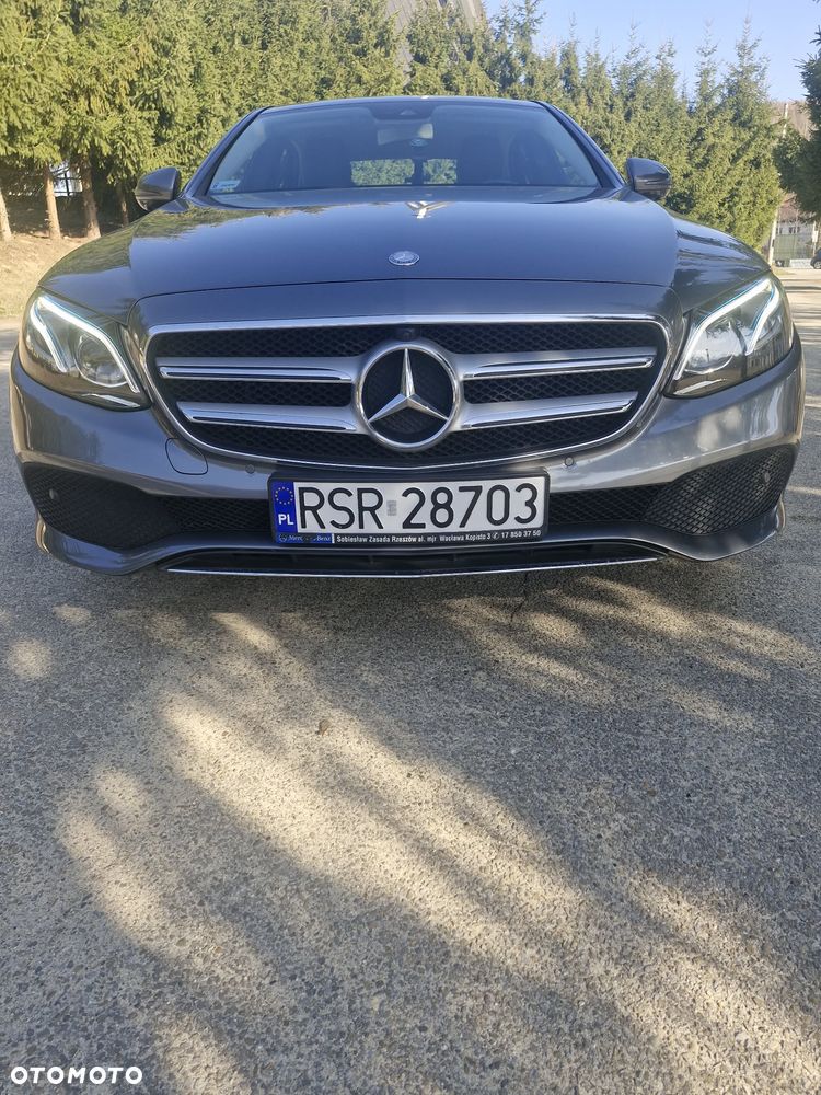 Mercedes-Benz Klasa E 220 d 4-Matic 9G-TRONIC - 6