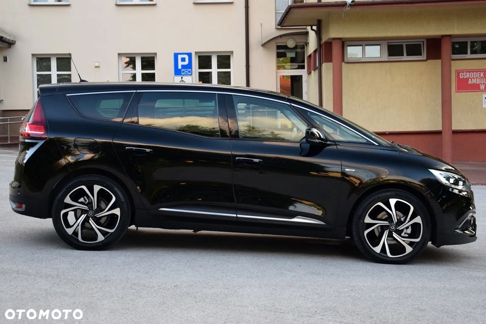Renault Grand Scenic - 9