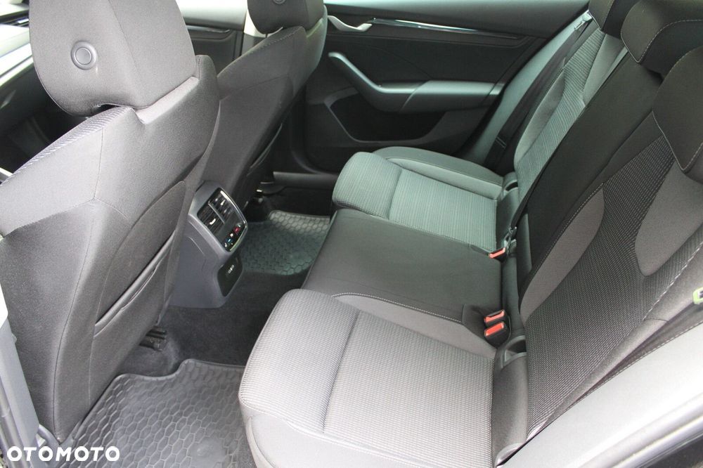 Skoda Octavia - 14