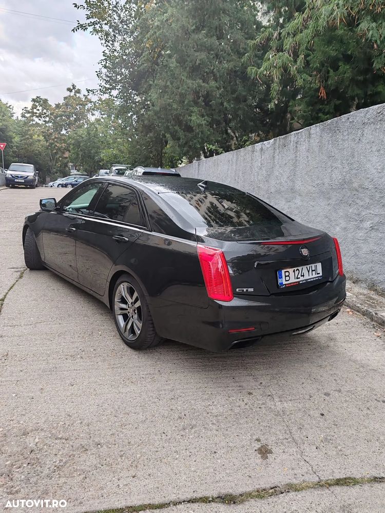 Cadillac CTS - 10