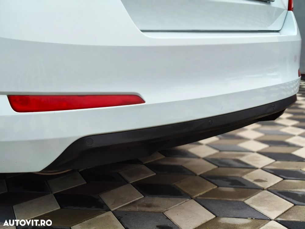 Skoda Octavia 2.0 TDI Style - 13