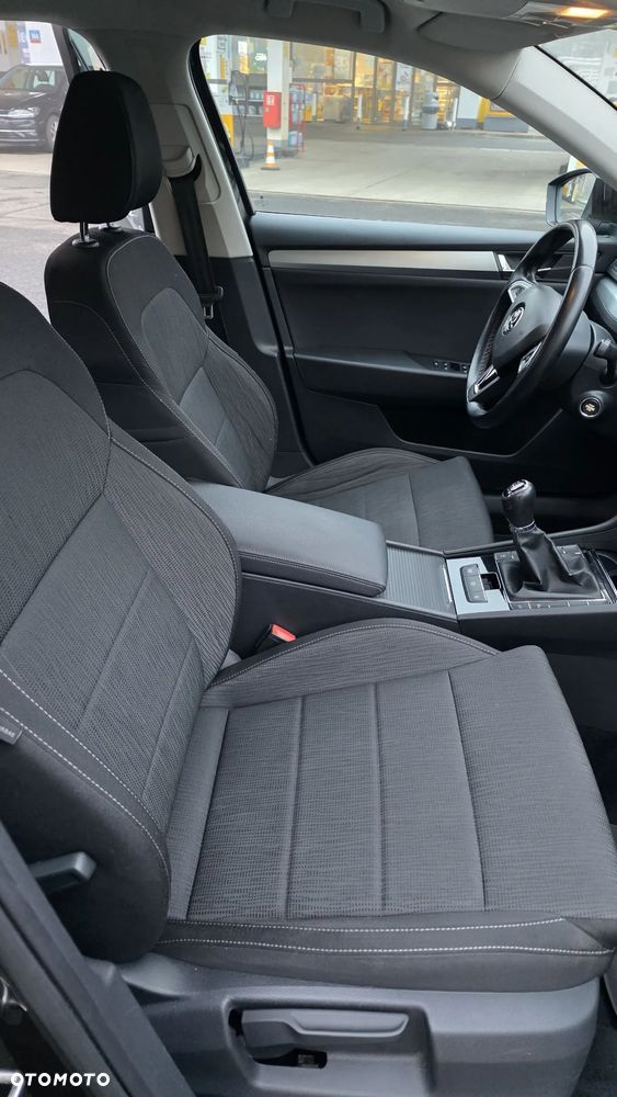 Skoda Superb 1.8 TSI Ambition - 11