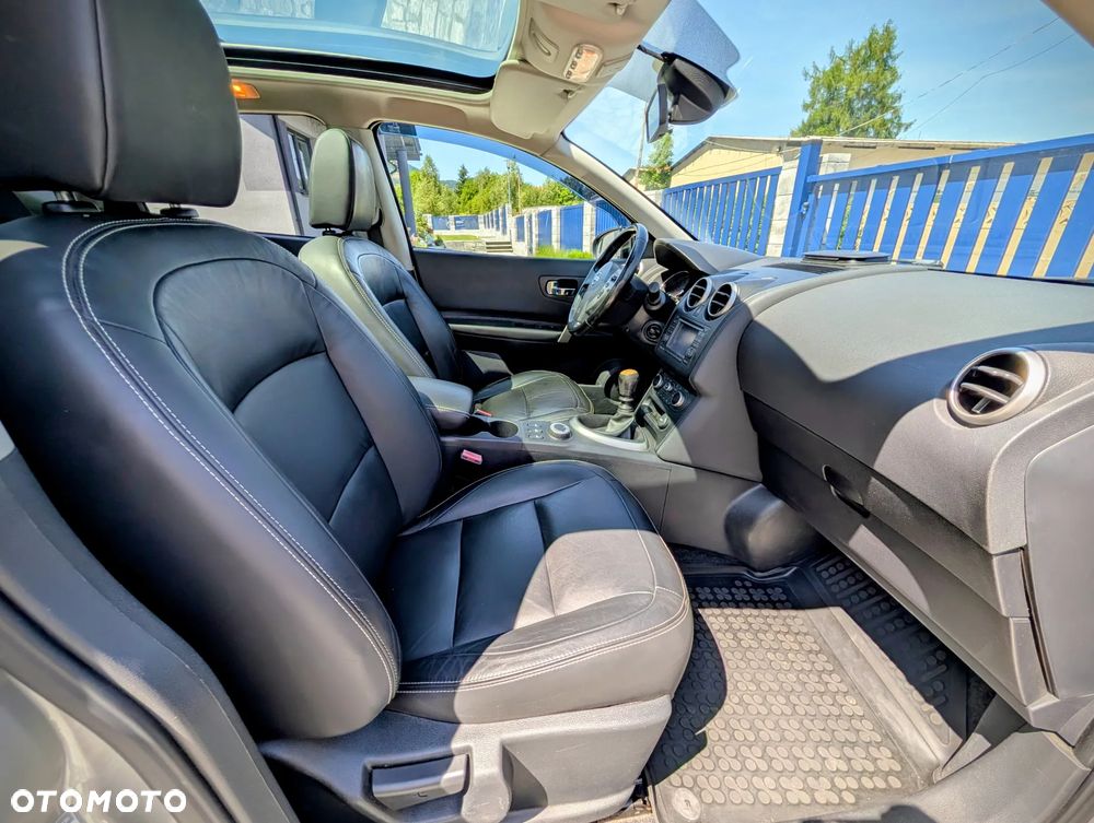 Nissan Qashqai 2.0 4x4 Tekna - 14