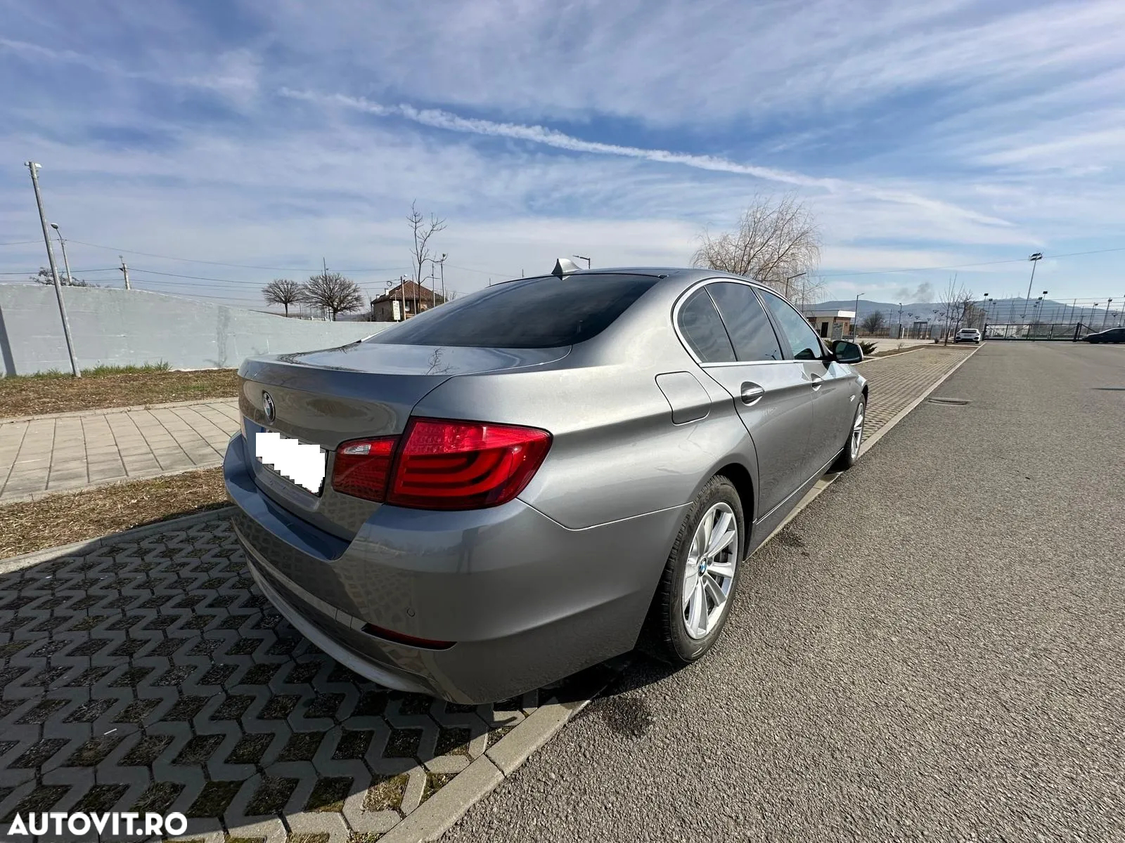 BMW Seria 5 520d - 5