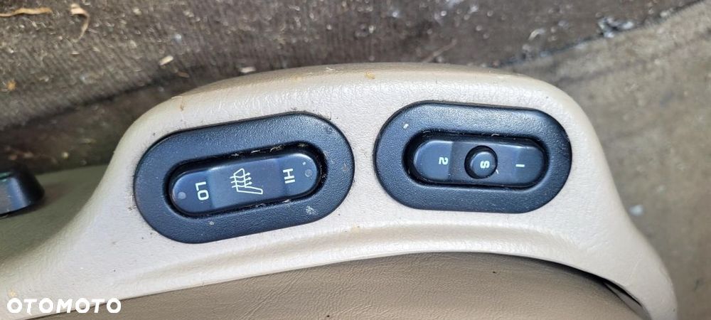 CHRYSLER MODEL 300M 2002 3,5 BENZYNA +GAZ AUTOMAT  NA CZĘŚCI - 17