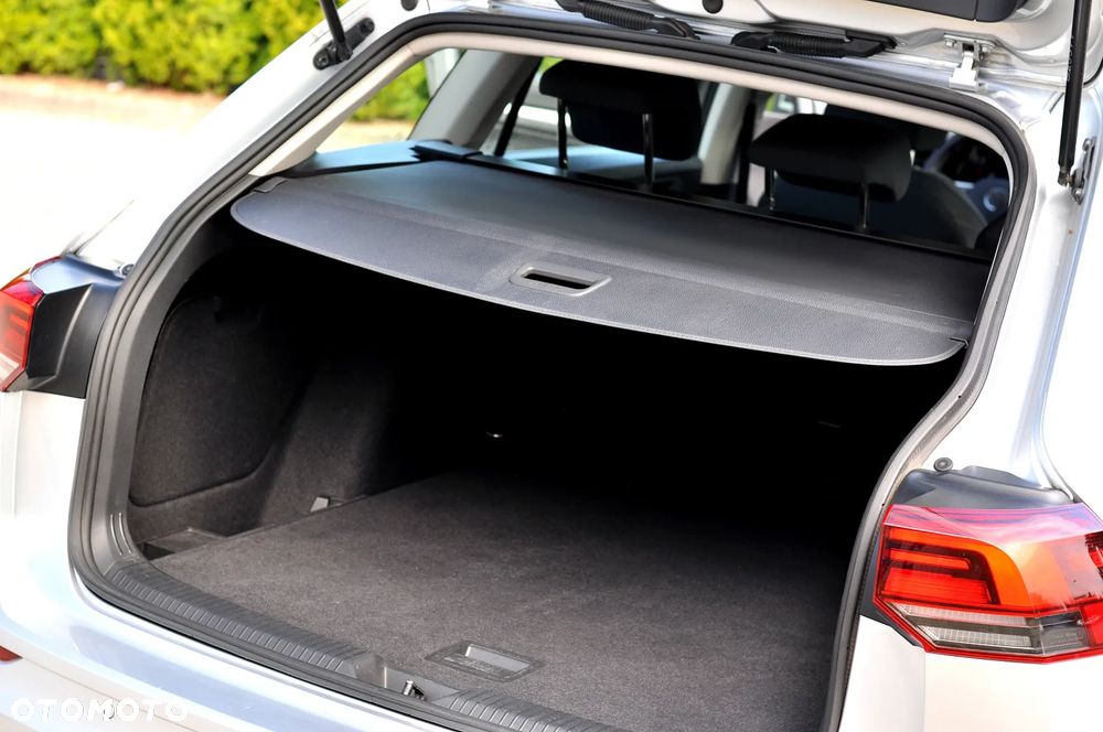Volkswagen Golf 2.0 TDI Life - 36