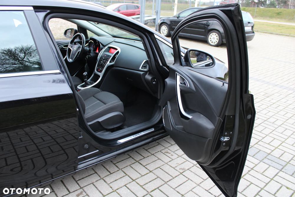 Opel Astra - 25