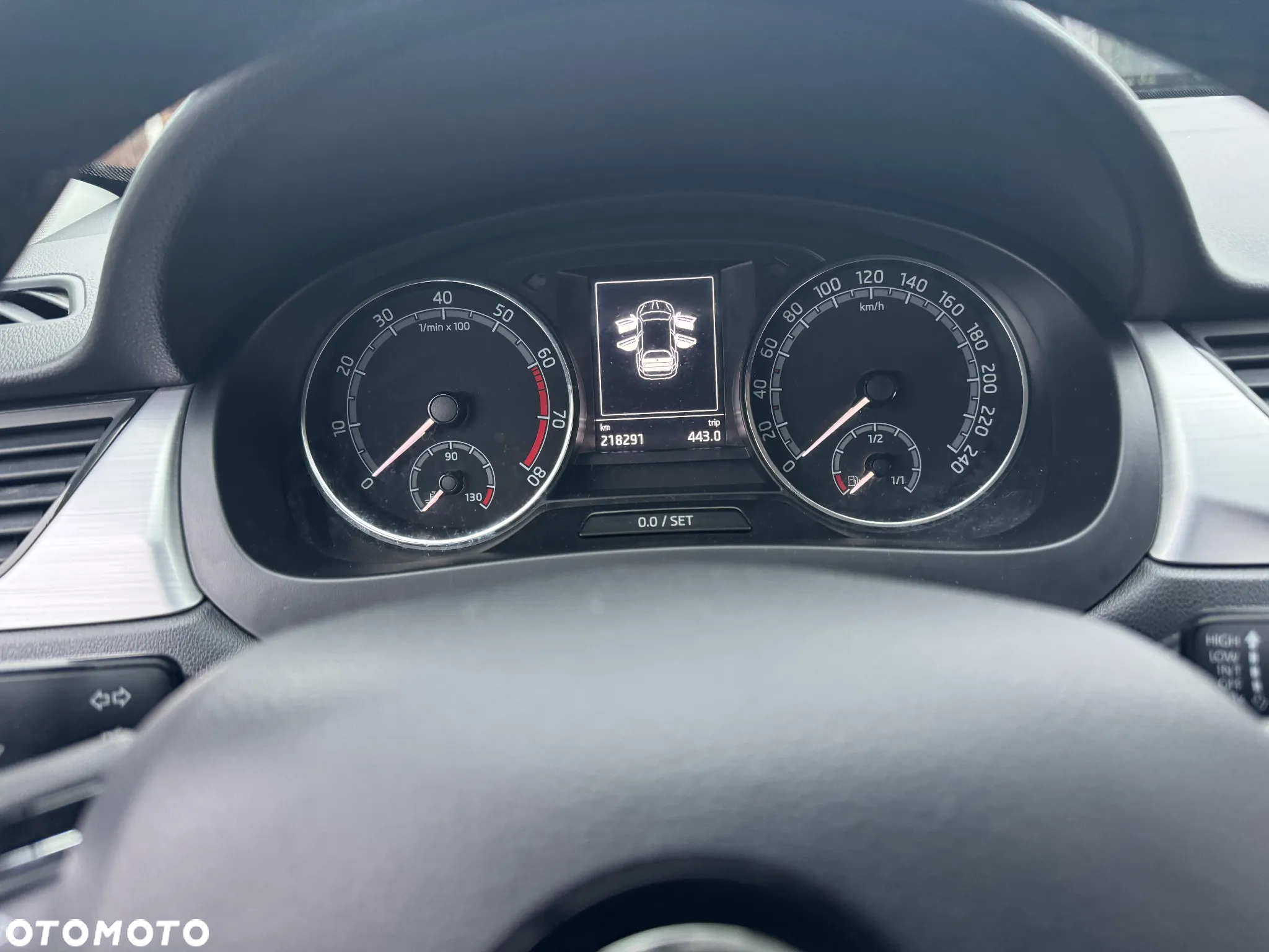 Skoda RAPID - 14