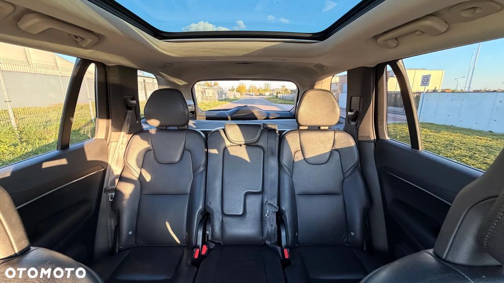 Volvo XC 90 T6 AWD Geartronic Momentum - 23