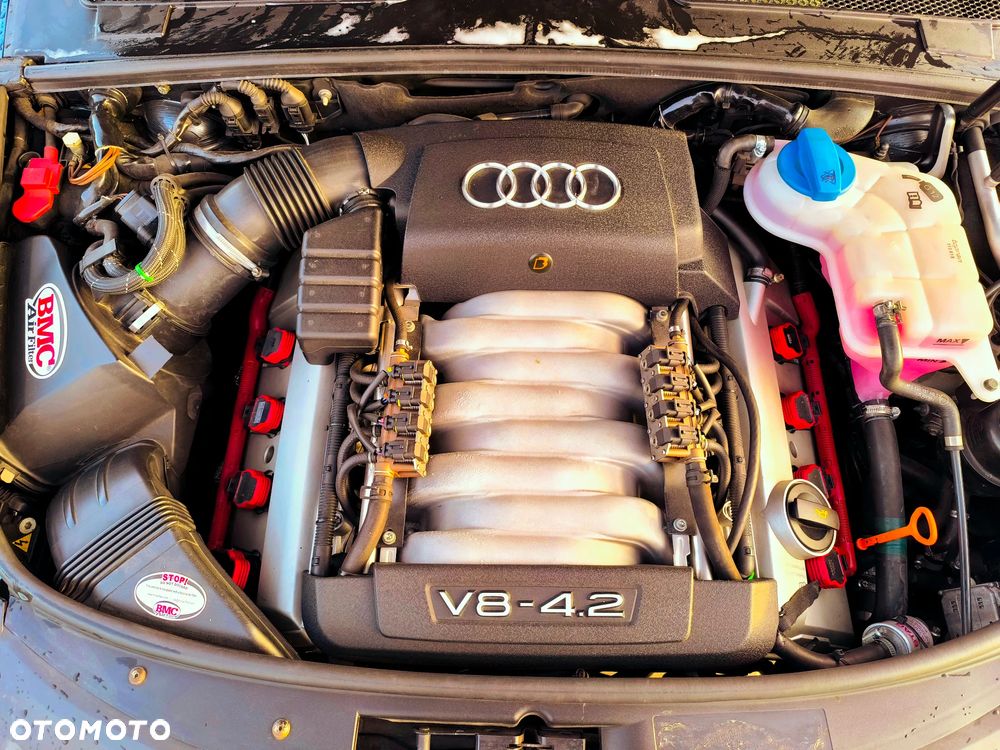 Audi A6 Avant 4.2 quattro tiptronic - 17