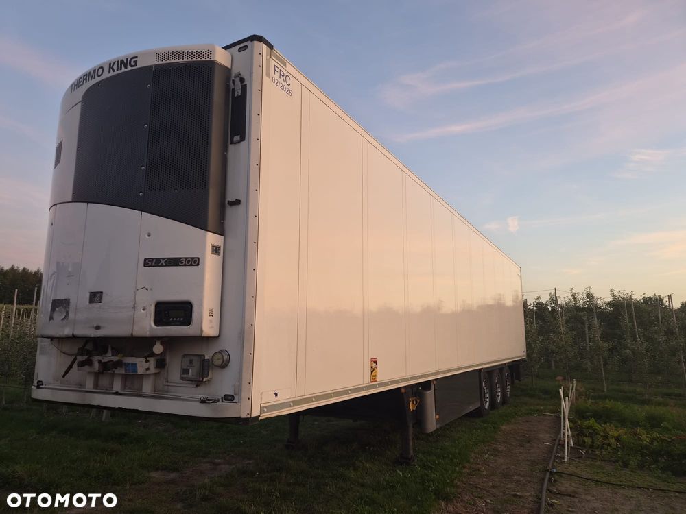 Schmitz Cargobull SKO 24/L - 1