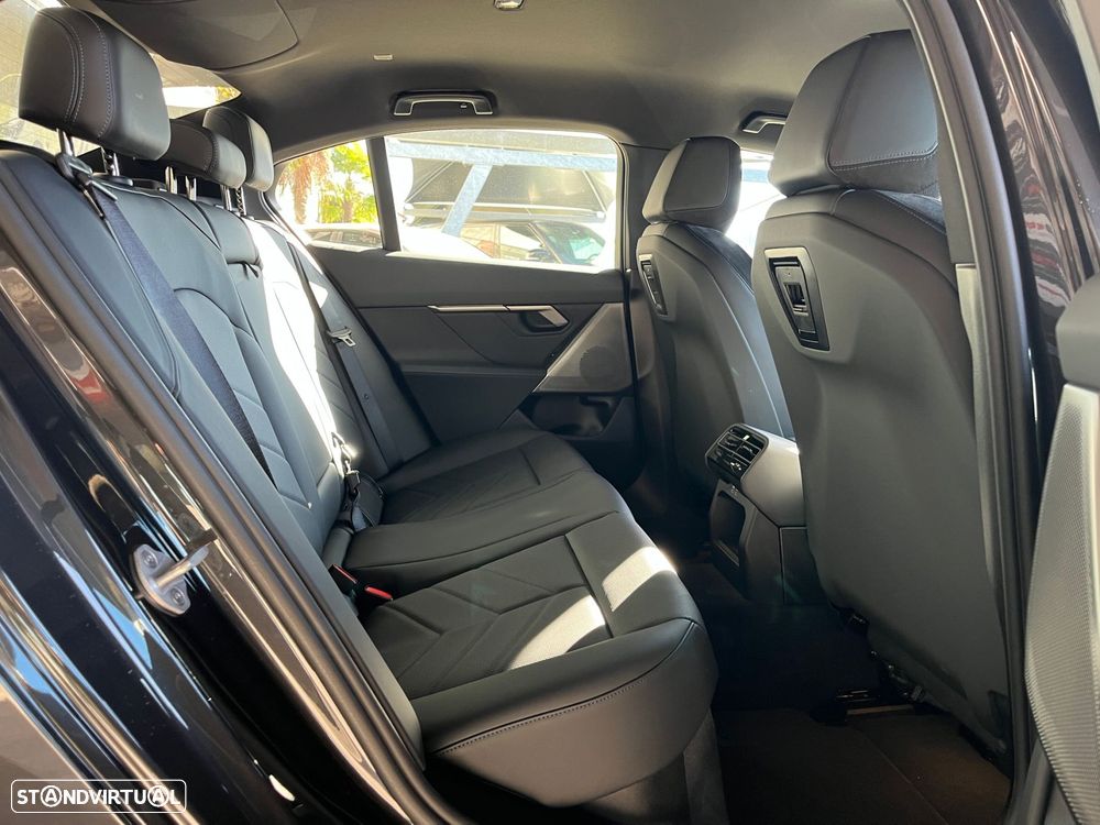 BMW 530 e Pack Desportivo M - 55