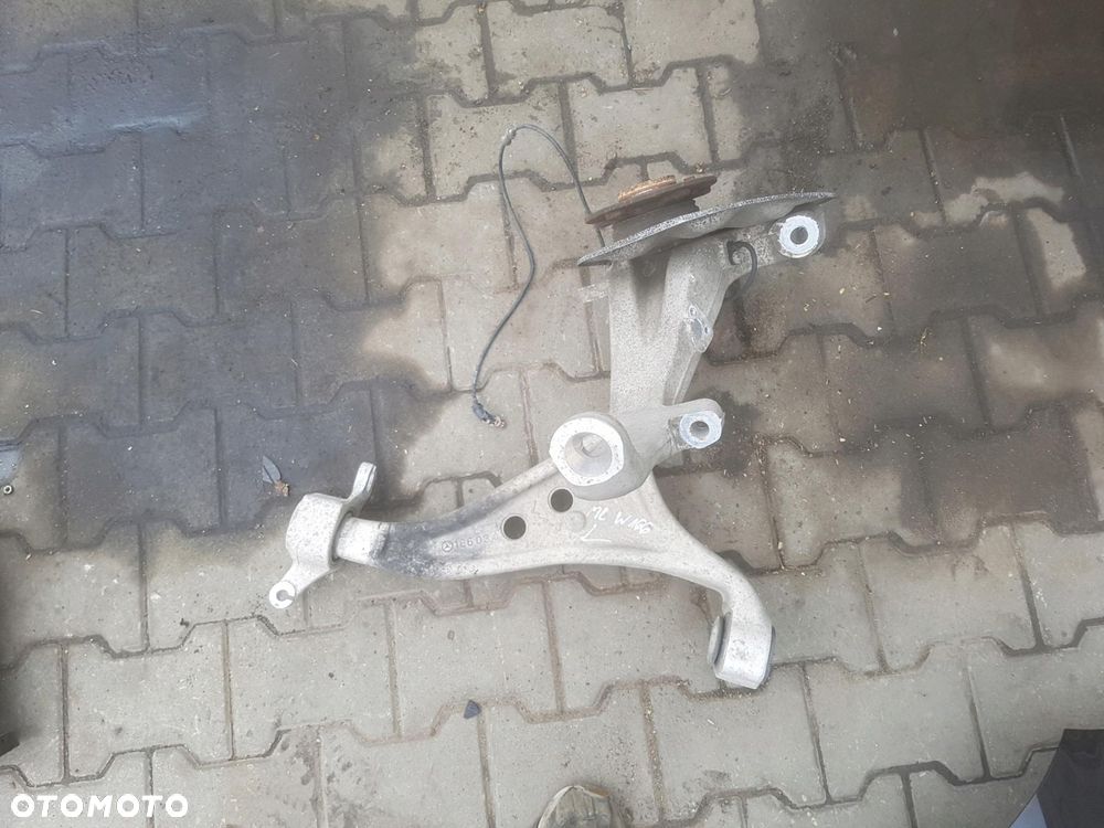 MERCEDES ML W166 2.2 CDI WAHACZ ZWROTNICA LEWA - 2