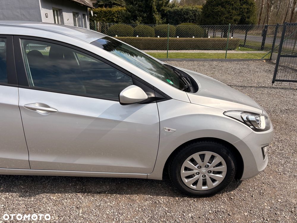 Hyundai i30 1.4 CRDi Comfort - 8