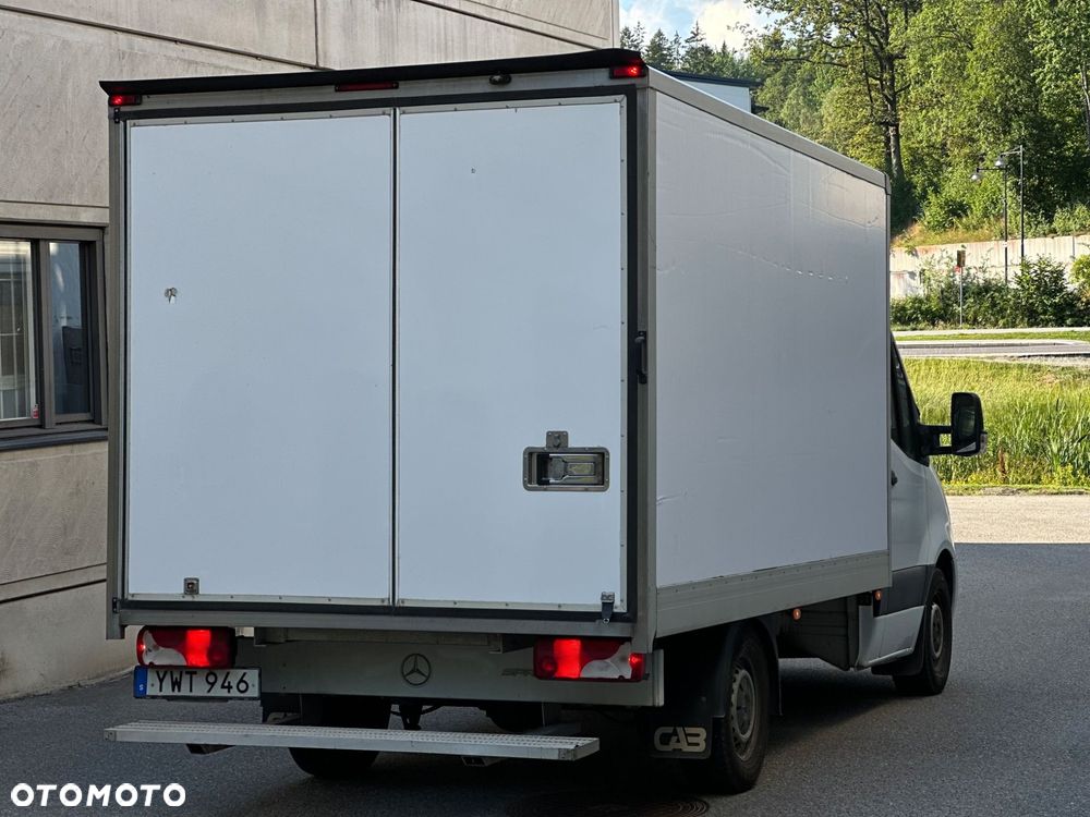 Mercedes-Benz Sprinter - 5