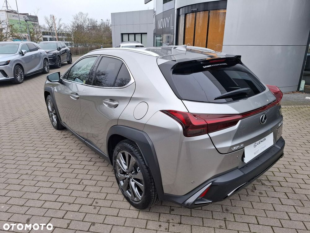 Lexus UX 250h GPF F Sport Design 2WD - 3