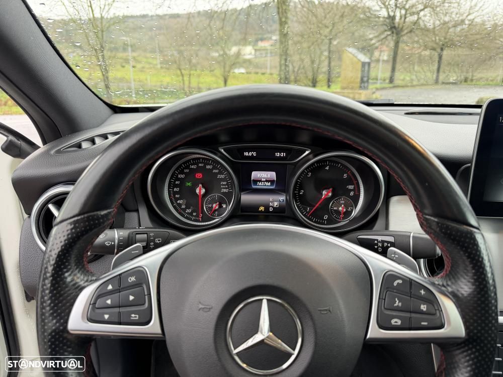 Mercedes-Benz GLA 220 d AMG Line - 20