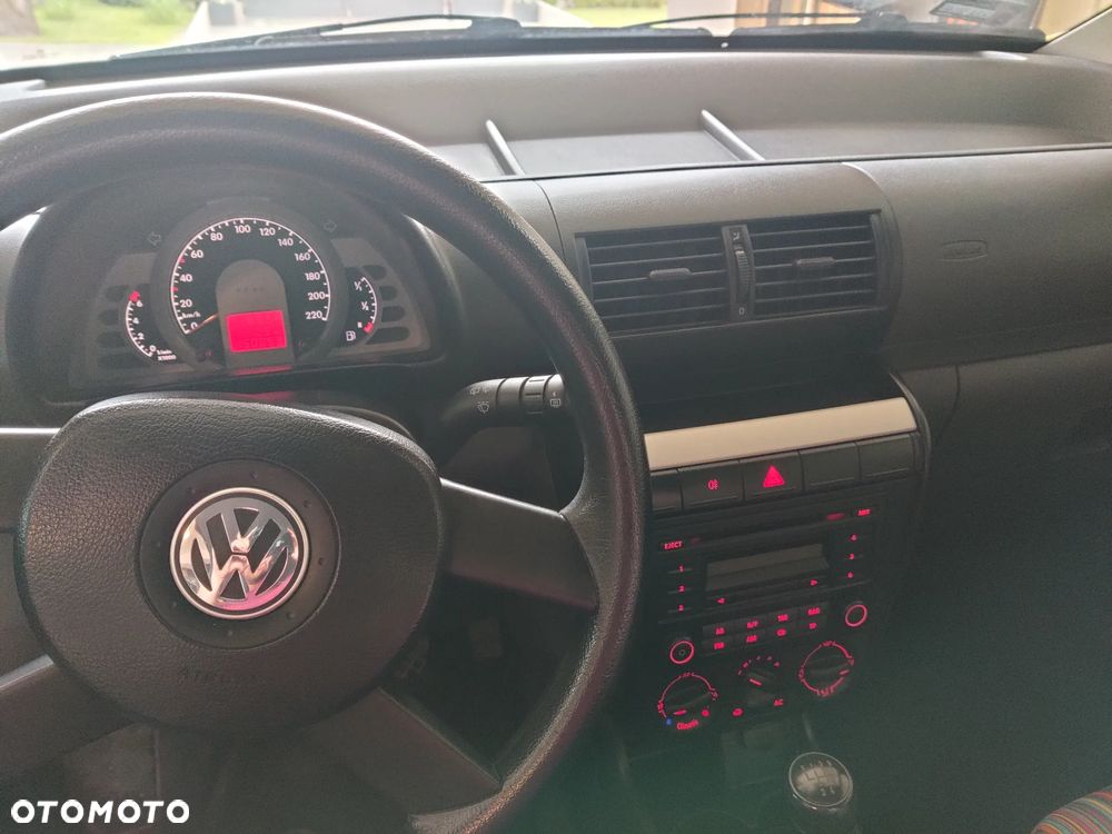 Volkswagen Fox 1.2 - 13