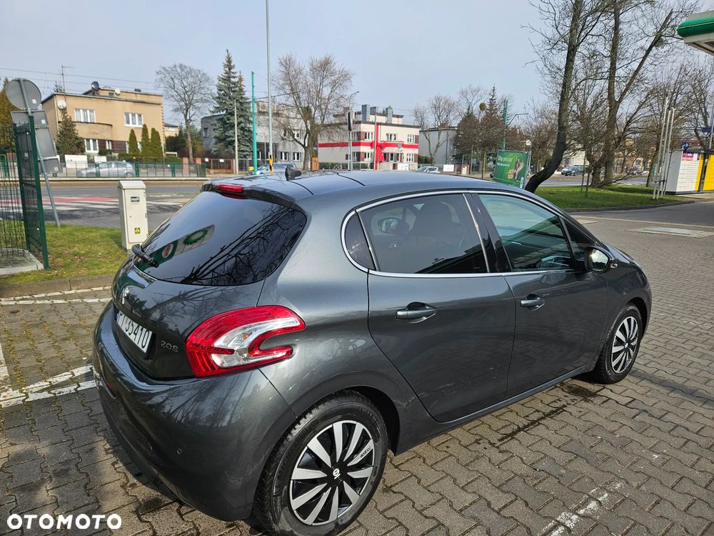 Peugeot 208 1.2 PureTech Style - 4