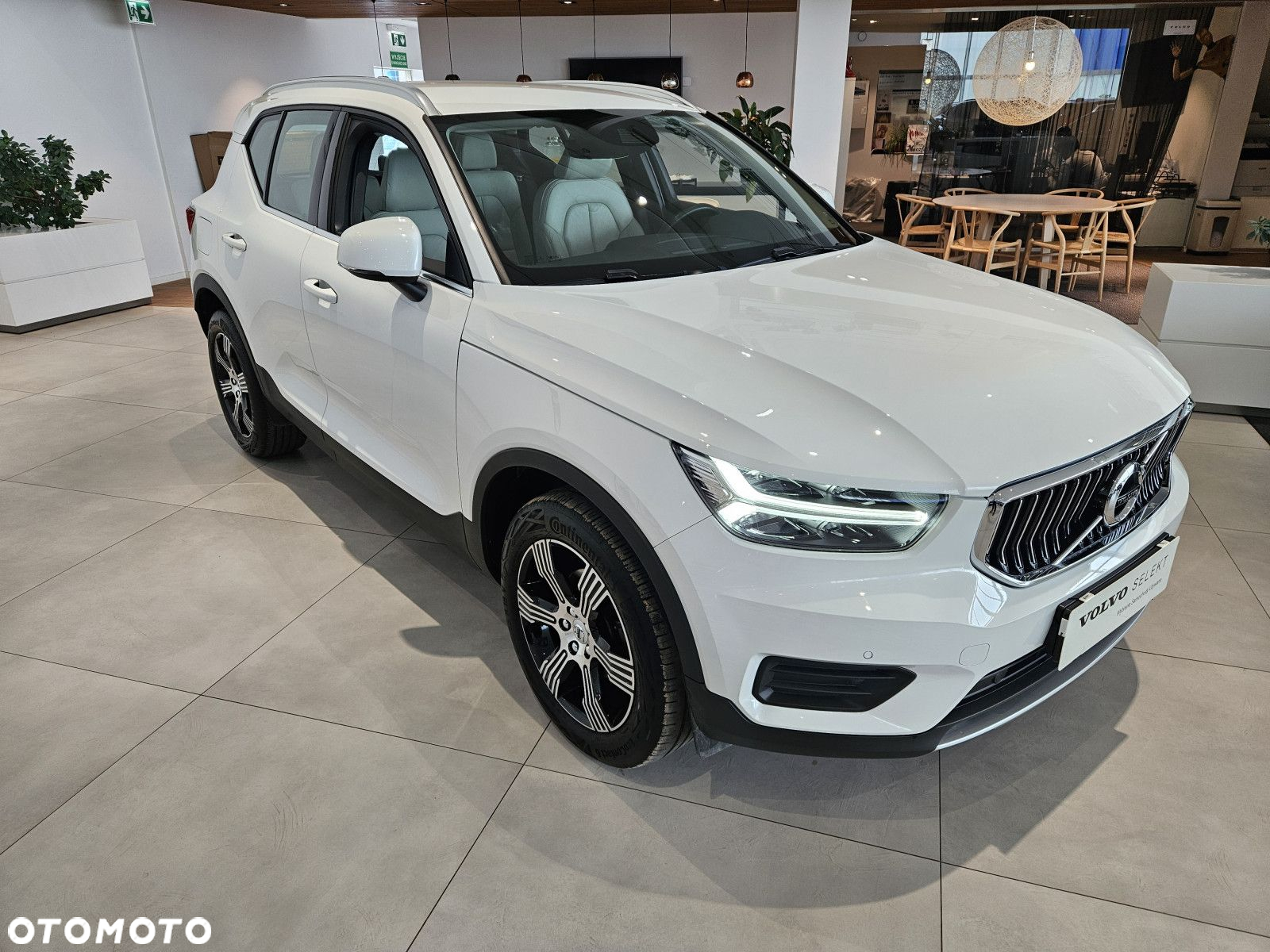 Volvo XC 40 - 3
